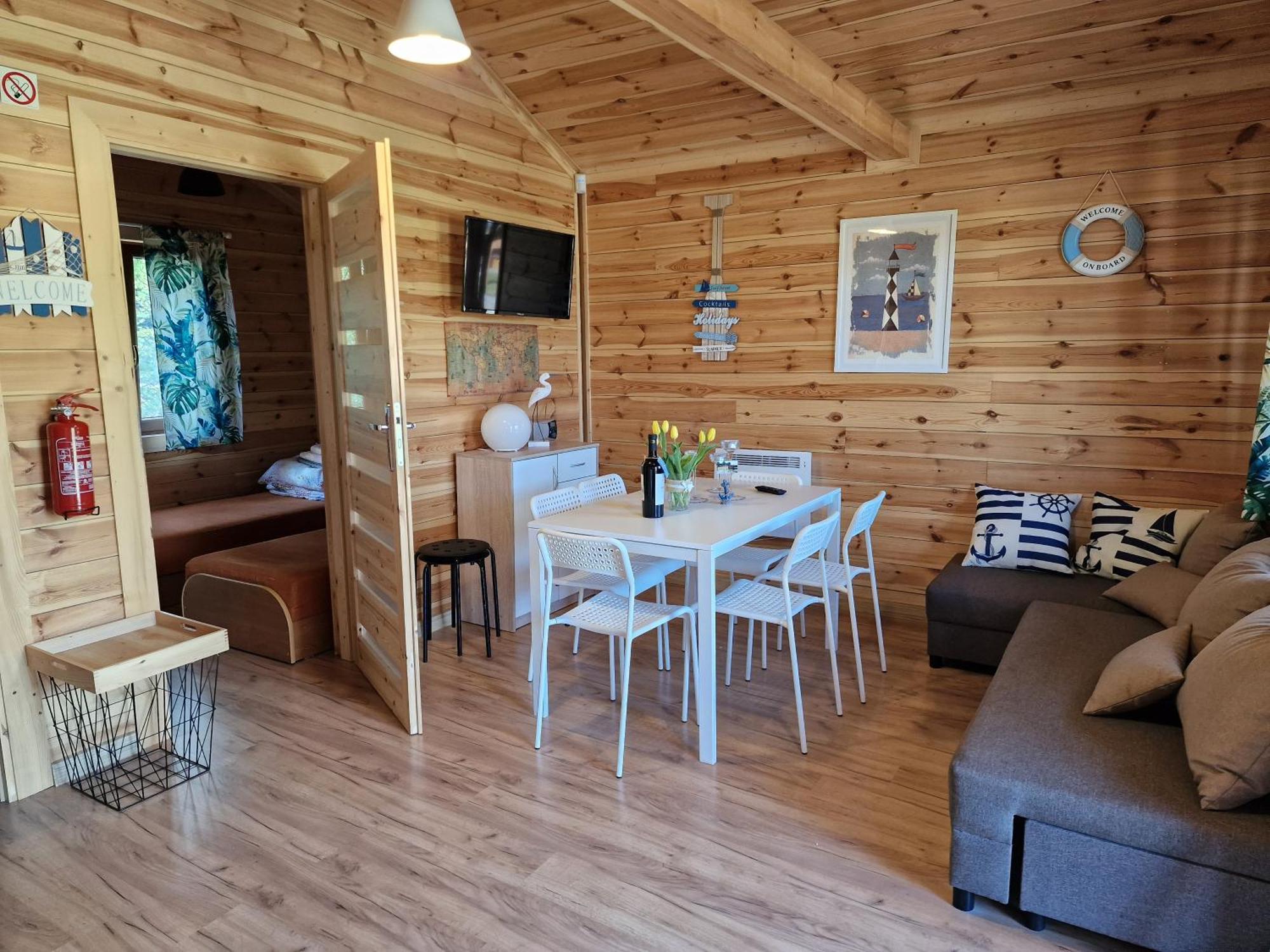 Ranczo Wodnica - Domki Letniskowe, Domki Na Wylacznosc Ustka Exterior foto